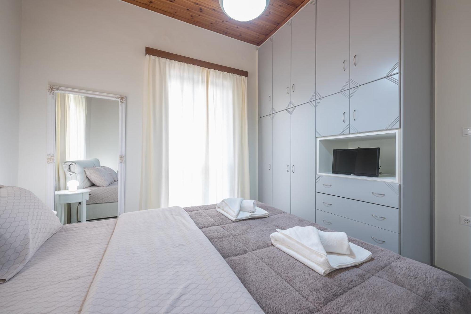 In The Center Of Messolonghi Villa Missolonghi ภายนอก รูปภาพ